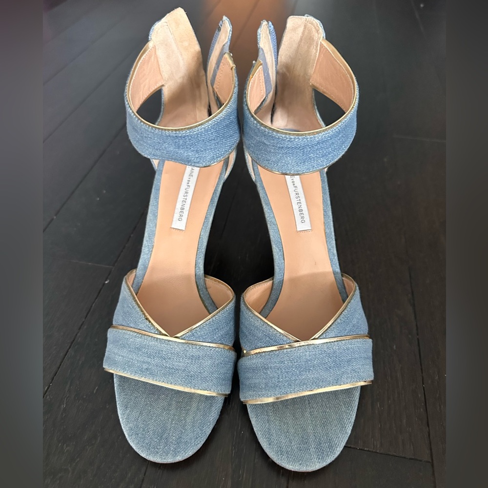 DVF Sandals, Size 9